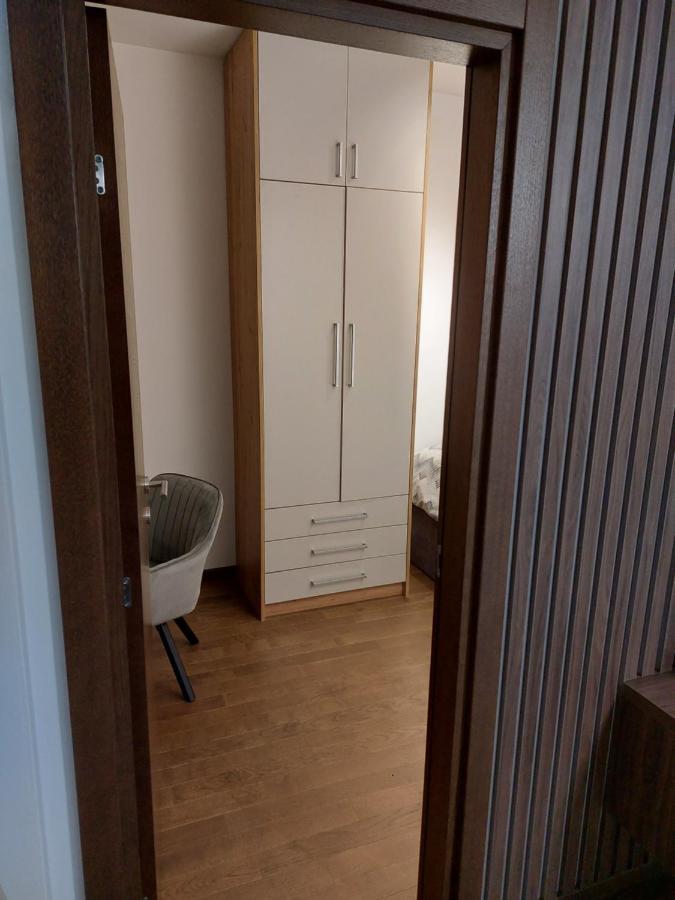 M 21 Apartament Belgrad